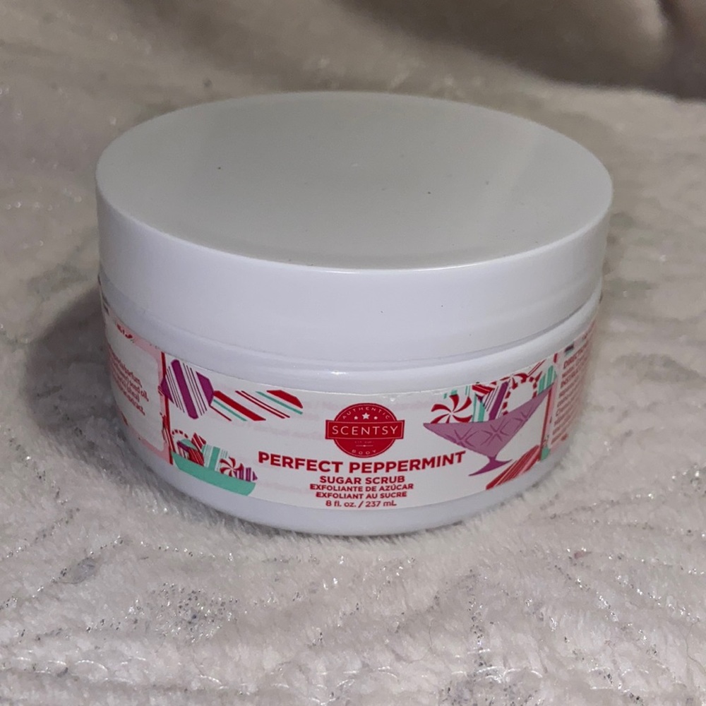 NEW Scentsy Sugar Scrub perfect peppermint